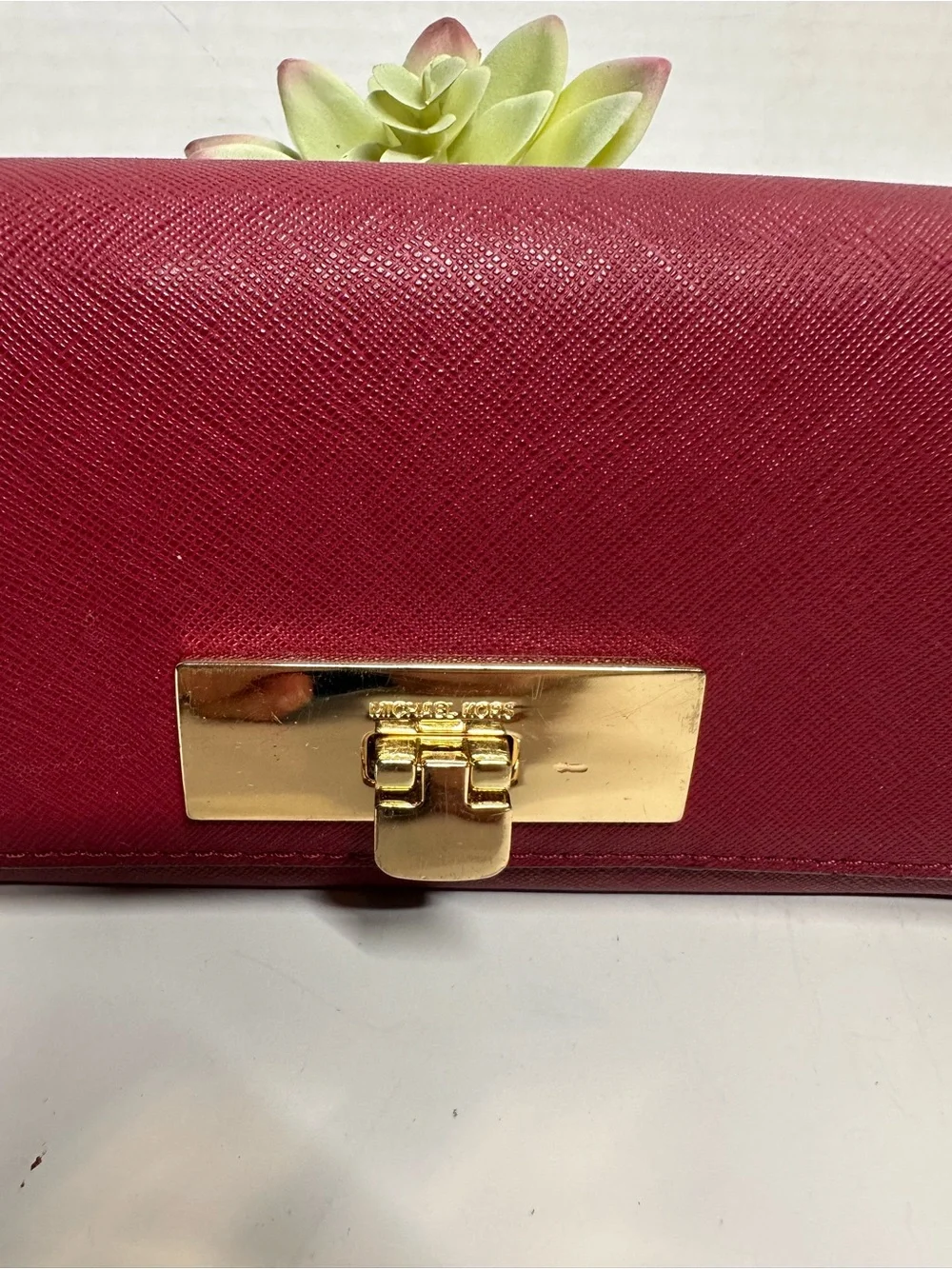 Michael Kors compact michael